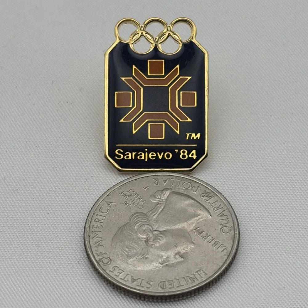 1984 Sarajevo Winter Olympic Games XIV Logo Lapel Hat Pin